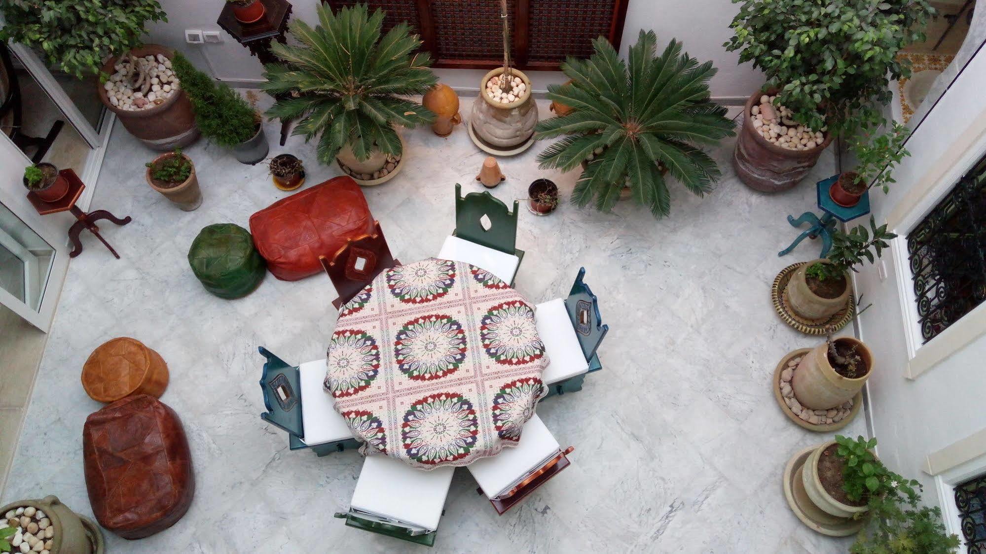 Отель El Patio Courtyard House Тунис Экстерьер фото